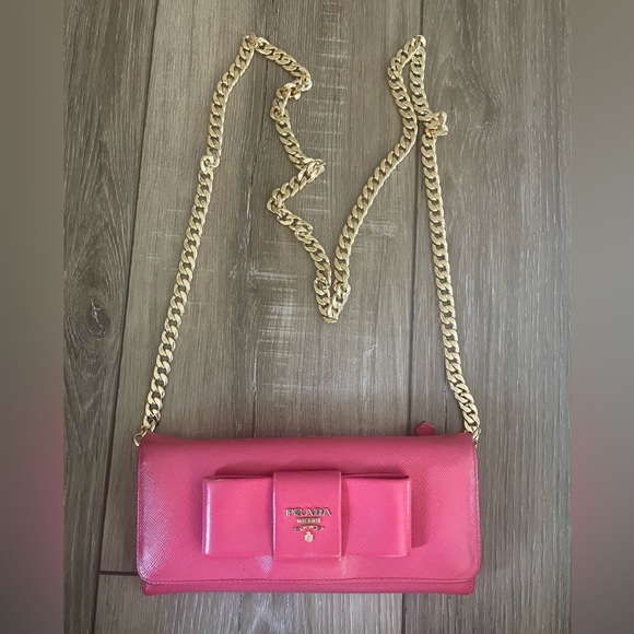 Prada Long Wallet Pink with chain - Picture 8 of 8